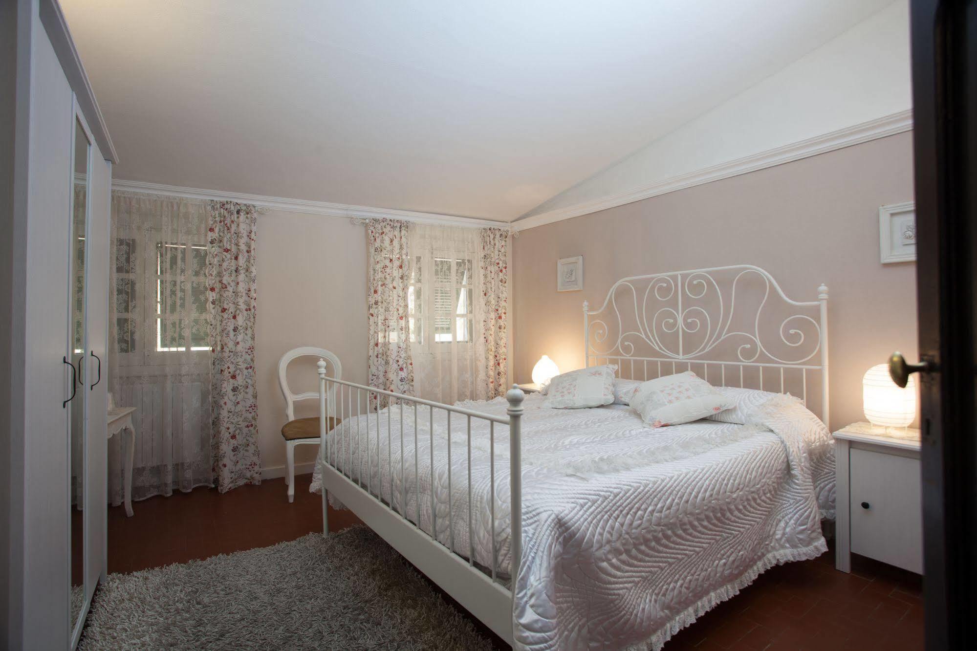 Corte Palazzo Picedi Benettini サルツァーナ エクステリア 写真